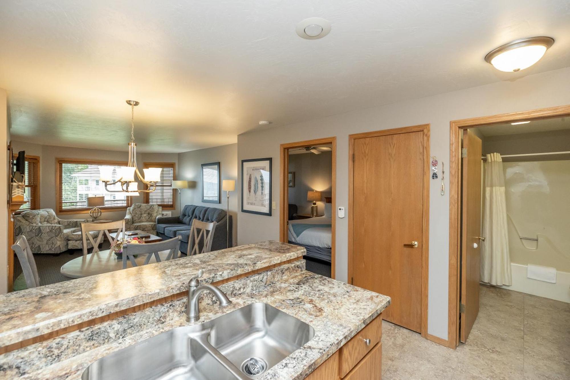 Westwood Shores Waterfront Resort Sturgeon Bay Εξωτερικό φωτογραφία
