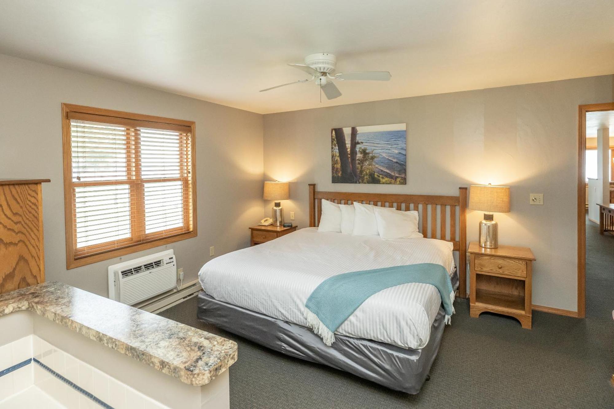 Westwood Shores Waterfront Resort Sturgeon Bay Εξωτερικό φωτογραφία