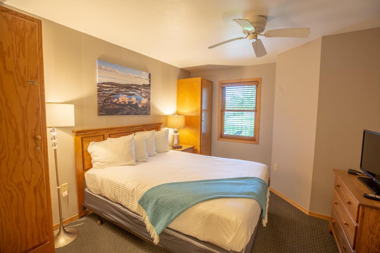 Westwood Shores Waterfront Resort Sturgeon Bay Εξωτερικό φωτογραφία